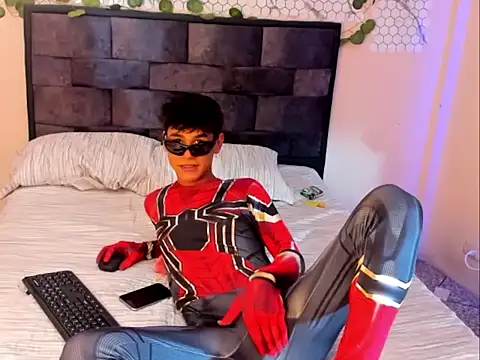 Snapshot of Stiben_coll12 chatting on 02/18/26, 07:37 Stiben coll12 online show from 02/18/26, 07:37