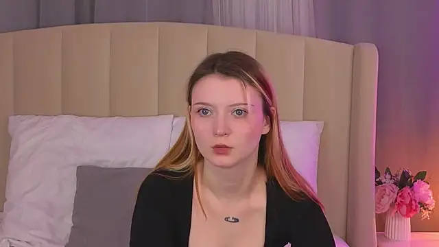 AlyssFrost online show from 06/20/26, 03:42