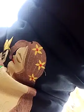 Snapshot of taniya0 chatting on 02/26/26, 12:37 taniya0 online show from 02/26/26, 12:37