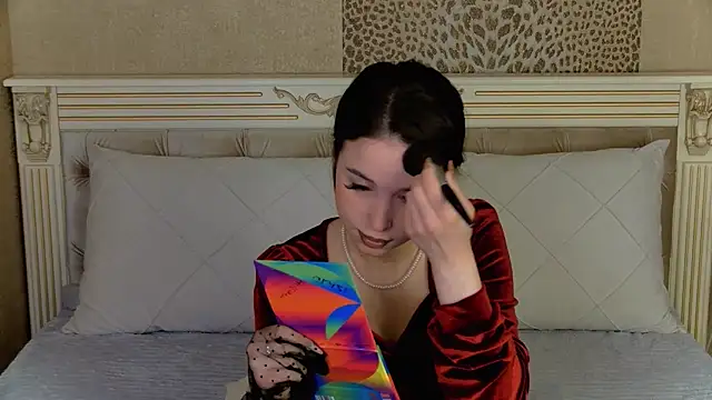 Snapshot of LanaLedger chatting on 05/16/26, 10:58 LanaLedger online show from 05/16/26, 10:58