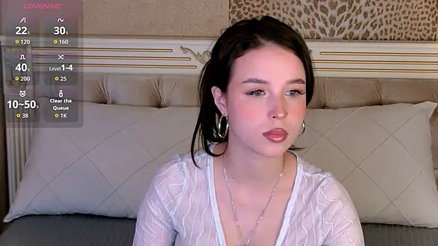 Snapshot of LanaLedger chatting on 05/19/26, 11:27 LanaLedger online show from 05/19/26, 11:27