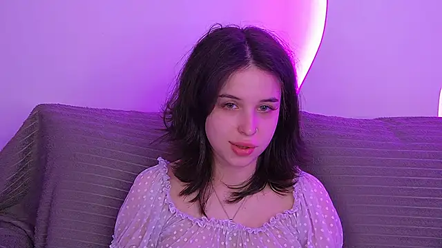 Snapshot of LanaLedger chatting on 06/20/26, 11:02 LanaLedger online show from 06/20/26, 11:02