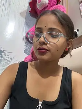 samayra1144 online show from 05/05/26, 10:56