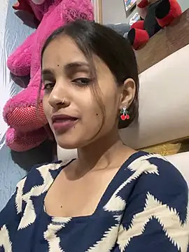 samayra1144 online show from 06/04/26, 10:21