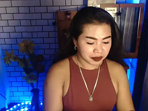 LovelyJessaXX online show from 05/08/26, 02:00