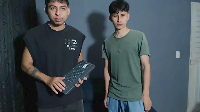 Snapshot of polloCol4U chatting on 03/09/26, 02:26 polloCol4U online show from 03/09/26, 02:26