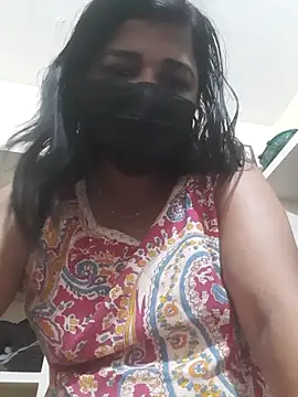 Snapshot of Tamil_Luckly_girl chatting on 03/29/26, 01:05 Tamil Luckly girl online show from 03/29/26, 01:05