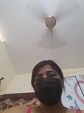 Snapshot of Tamil_Luckly_girl chatting on 04/04/26, 09:29 Tamil Luckly girl online show from 04/04/26, 09:29