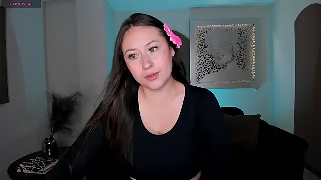 Snapshot of AmyRosse_X chatting on 03/06/26, 11:39 AmyRosse X online show from 03/06/26, 11:39