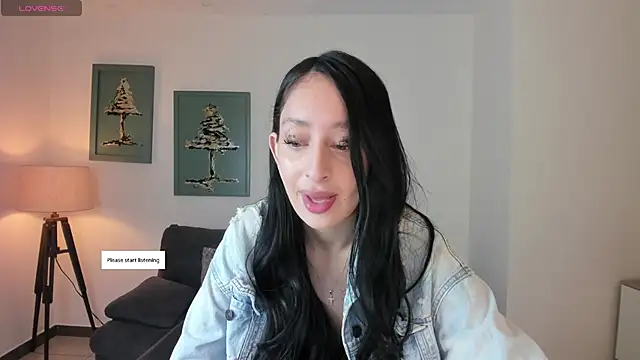 Snapshot of AmaraDivine chatting on 06/20/26, 11:24 AmaraDivine online show from 06/20/26, 11:24