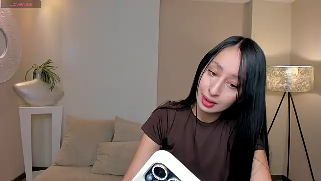 AmaraDivine online show from 07/09/26, 11:14