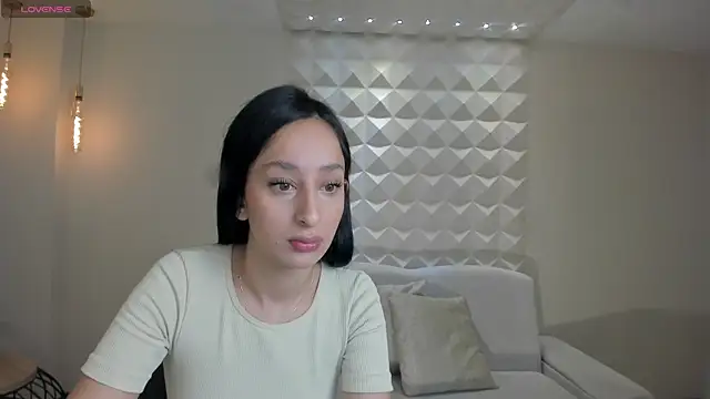 AmaraDivine online show from 07/25/26, 11:19