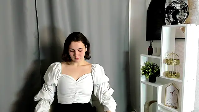 Snapshot of ShalaBethay chatting on 02/16/26, 06:26 ShalaBethay online show from 02/16/26, 06:26