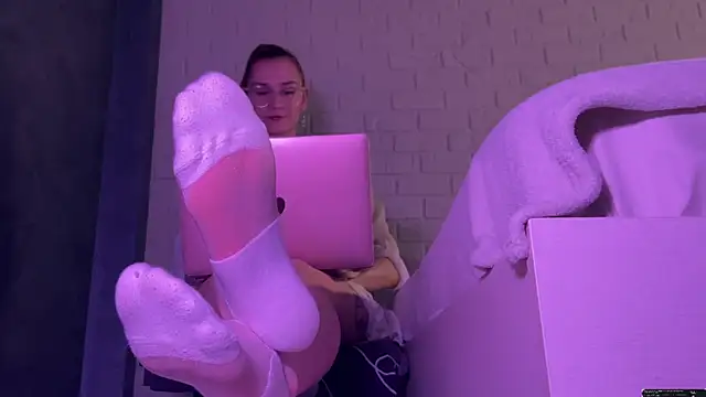 Snapshot of missmiroslava chatting on 04/25/26, 02:25 missmiroslava online show from 04/25/26, 02:25