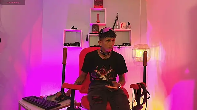 Maximoking26 online show from 06/09/26, 03:18