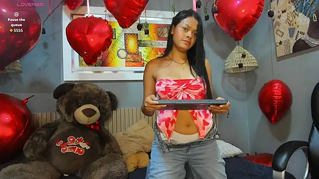 Snapshot of zuriturnher chatting on 02/22/26, 12:15 zuriturnher online show from 02/22/26, 12:15