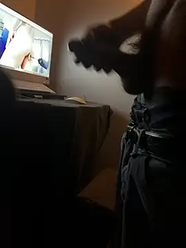 Snapshot of Outdoorsman13 chatting on 02/19/26, 08:10 Outdoorsman13 online show from 02/19/26, 08:10