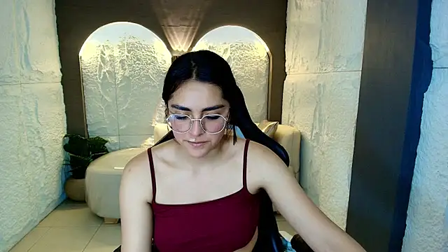 Snapshot of Marianna_r_ chatting on 02/26/26, 07:24 Marianna r online show from 02/26/26, 07:24