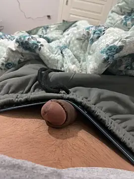 Snapshot of Mami342134 chatting on 02/15/26, 09:00 Mami342134 online show from 02/15/26, 09:00