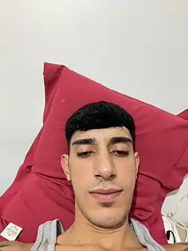 Snapshot of Mami342134 chatting on 03/05/26, 11:12 Mami342134 online show from 03/05/26, 11:12