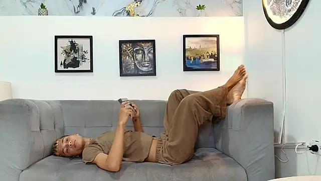 GOLD BOYS online show from 05/21/26, 07:37