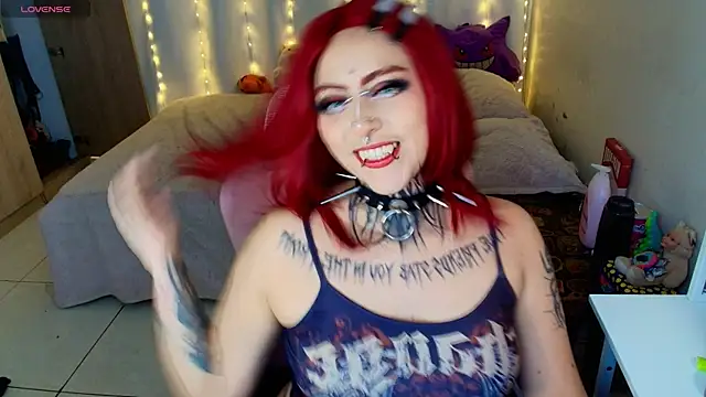 maliciaXpoison online show from 04/30/26, 05:58