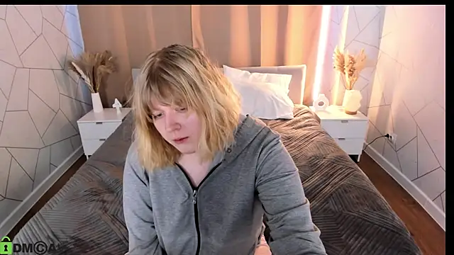 luna c0ra online show from 03/07/26, 01:24