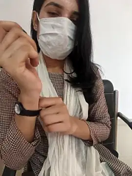 Snapshot of tanzum_khan3202 chatting on 03/14/26, 08:09 tanzum khan3202 online show from 03/14/26, 08:09