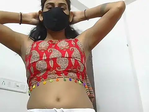 Snapshot of liliy_00 chatting on 05/15/26, 01:51 liliy 00 online show from 05/15/26, 01:51