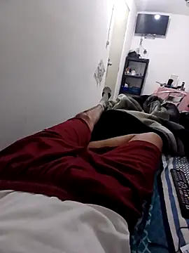 Snapshot of eslikonr chatting on 02/15/26, 10:03 eslikonr online show from 02/15/26, 10:03