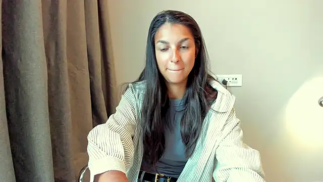 Snapshot of AngelGabe chatting on 03/28/26, 04:01 AngelGabe online show from 03/28/26, 04:01