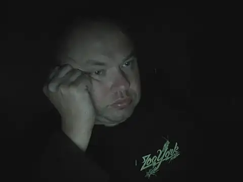 Snapshot of Rob1874 chatting on 02/19/26, 03:30 Rob1874 online show from 02/19/26, 03:30