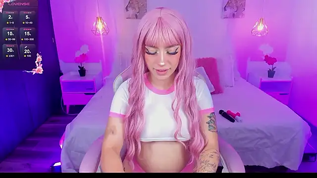 Snapshot of Emma_softt chatting on 03/04/26, 03:23 Emma softt online show from 03/04/26, 03:23