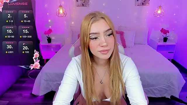 Snapshot of Emma_softt chatting on 03/31/26, 04:35 Emma softt online show from 03/31/26, 04:35