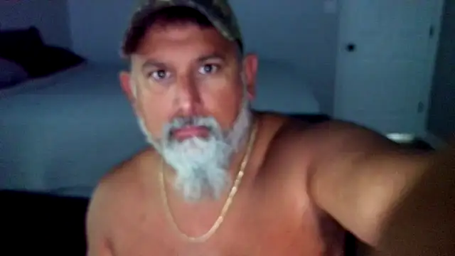 Snapshot of Brownmagic48 chatting on 07/16/26, 01:17 Brownmagic48 online show from 07/16/26, 01:17