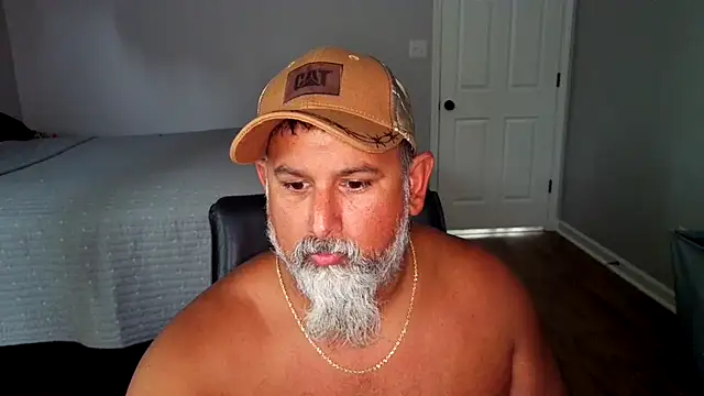Snapshot of Brownmagic48 chatting on 07/21/26, 02:19 Brownmagic48 online show from 07/21/26, 02:19