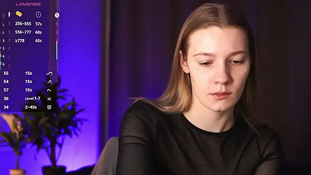 Snapshot of Vanessa__Lui chatting on 02/19/26, 03:30 Vanessa Lui online show from 02/19/26, 03:30