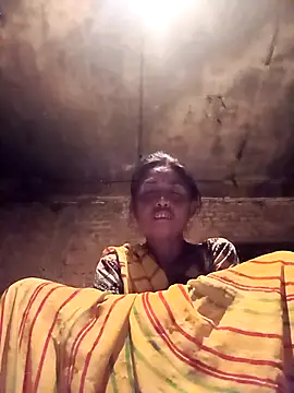 Snapshot of Hot_re83 chatting on 03/07/26, 11:24 Hot re83 online show from 03/07/26, 11:24