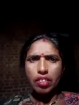 Snapshot of Hot_re83 chatting on 03/09/26, 06:06 Hot re83 online show from 03/09/26, 06:06