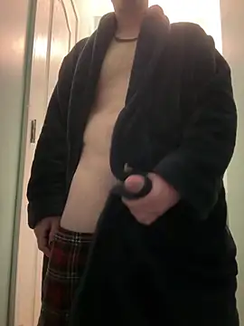 Snapshot of CunningColm chatting on 03/04/26, 04:51 CunningColm online show from 03/04/26, 04:51