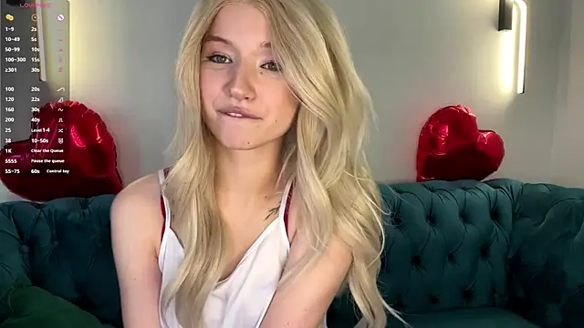 PrincessSwelgart online show from 05/10/26, 03:17