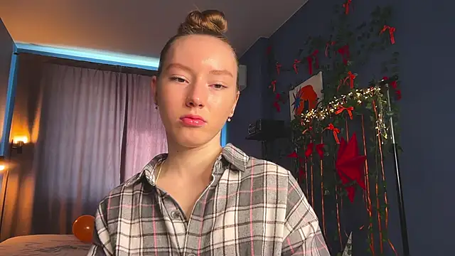 Anna Kare online show from 03/11/26, 07:47