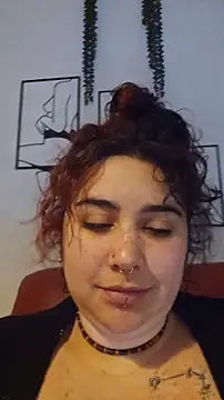 Snapshot of Deesse_luna chatting on 03/08/26, 08:12 Deesse luna online show from 03/08/26, 08:12