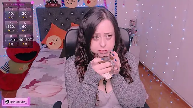 PixelKiss  online show from 05/20/26, 09:59