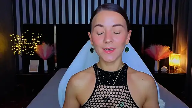 GracefulMichelle online show from 06/22/26, 07:11