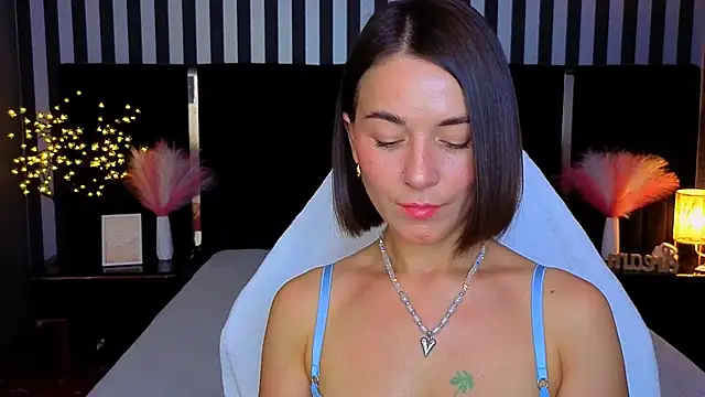 GracefulMichelle online show from 06/26/26, 07:40