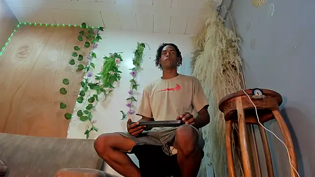 Snapshot of Ethan_Blazes chatting on 03/06/26, 12:56 Ethan Blazes online show from 03/06/26, 12:56