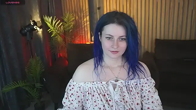 AlisaGracee online show from 05/17/26, 12:45