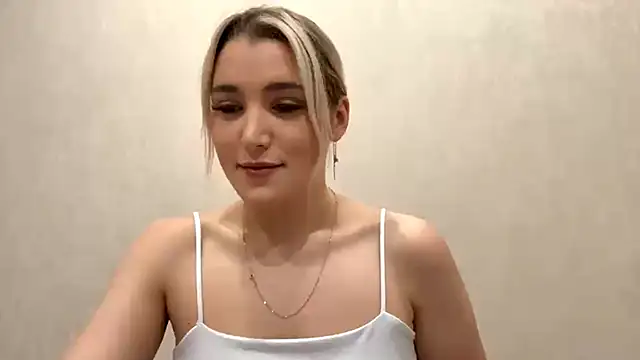 Snapshot of MerryVideo chatting on 03/05/26, 08:05 MerryVideo online show from 03/05/26, 08:05