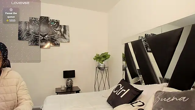 Mia Iron online show from 05/01/26, 01:37